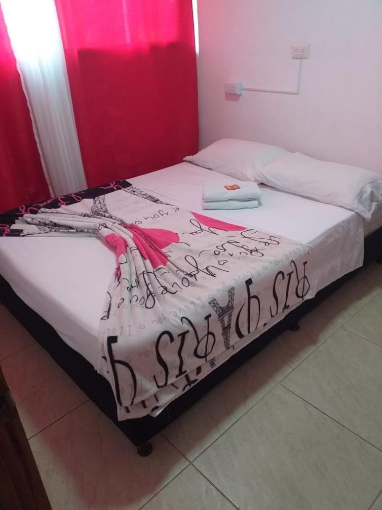 Hostal Y Cabanas Los Juanes Jardín Exteriör bild